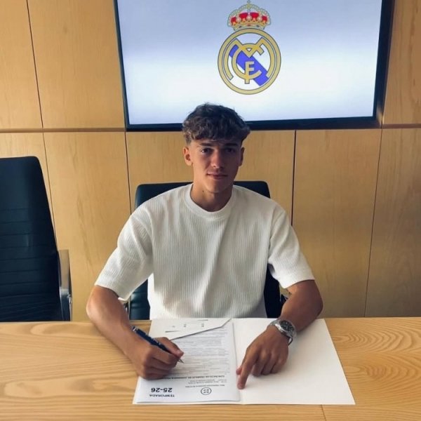 天通盈 马卡: 皇马青训小皮塔奇被提拔到一线队后, 已经20天没有上场比赛